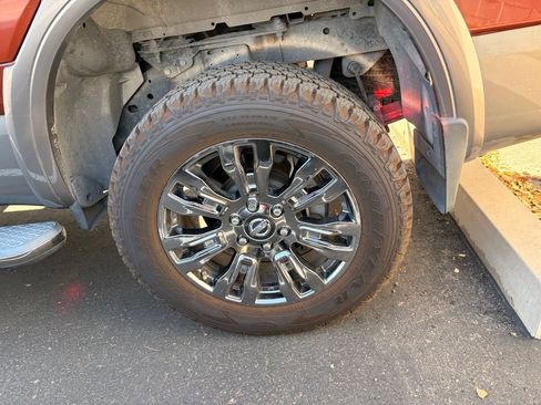 Used 2017 Nissan Titan Platinum Reserve AWD/4WD image 7