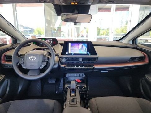 Certified 2024 Toyota Prius Prime FWD image 18