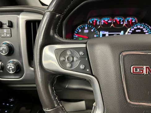 Used 2018 GMC Sierra 1500 SLT AWD/4WD image 29