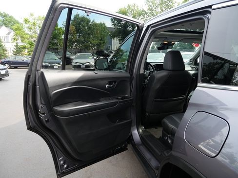Used 2021 Honda Pilot Special Edition image 29