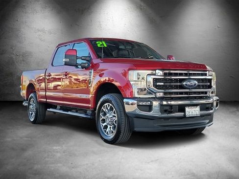 Used 2021 Ford F250 Lariat w/ Lariat Ultimate Package AWD/4WD image 2