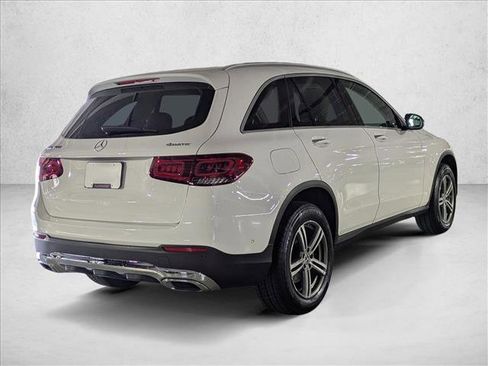 Used 2021 Mercedes-Benz GLC 300 4MATIC image 5