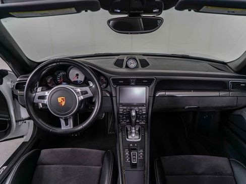 Used 2016 Porsche 911 Carrera GTS image 17