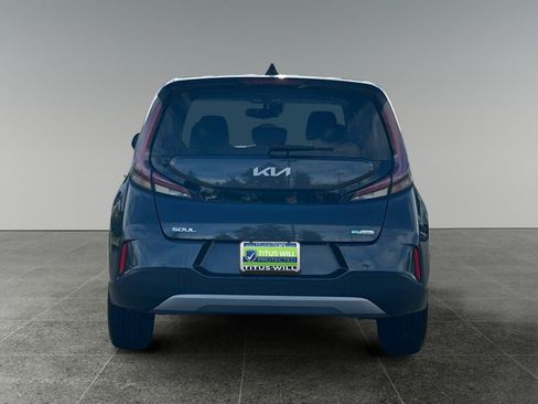 Used 2024 Kia Soul EX FWD image 8