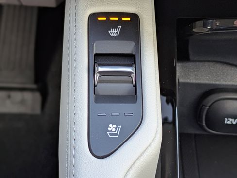 New 2025 Kia Telluride EX w/ EX Captain's Chair Package image 33