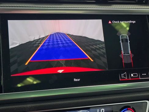 New 2025 Audi Q3 2.0T Premium image 26