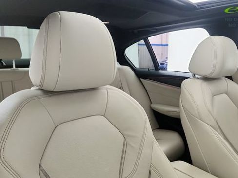 Used 2023 BMW 530i w/ M Sport Package RWD image 19