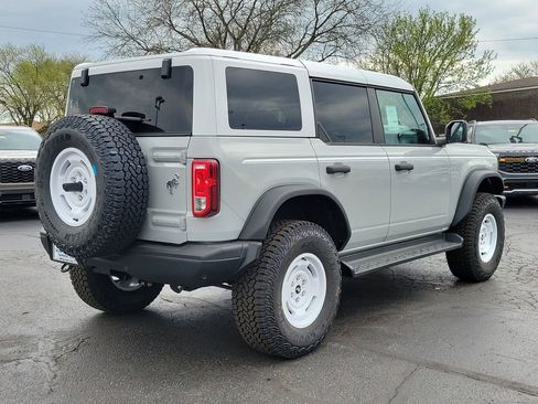 New 2026 Ford Bronco Heritage Edition image 4