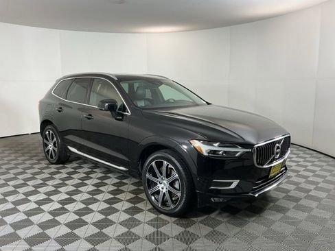 Used 2021 Volvo XC60 T6 Inscription w/ Advanced Package image 3