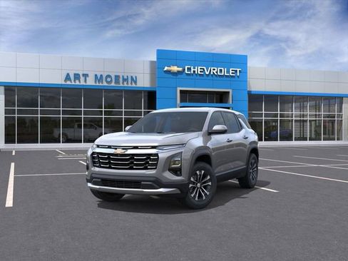 New 2026 Chevrolet Equinox LT w/ Convenience Package II FWD image 8