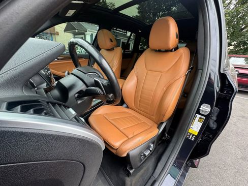 Used 2018 BMW X3 M40i image 15