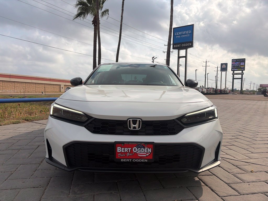 Used 2025 Honda Civic Sport image 2