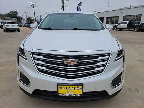 Used 2019 Cadillac XT5 Premium Luxury image 2