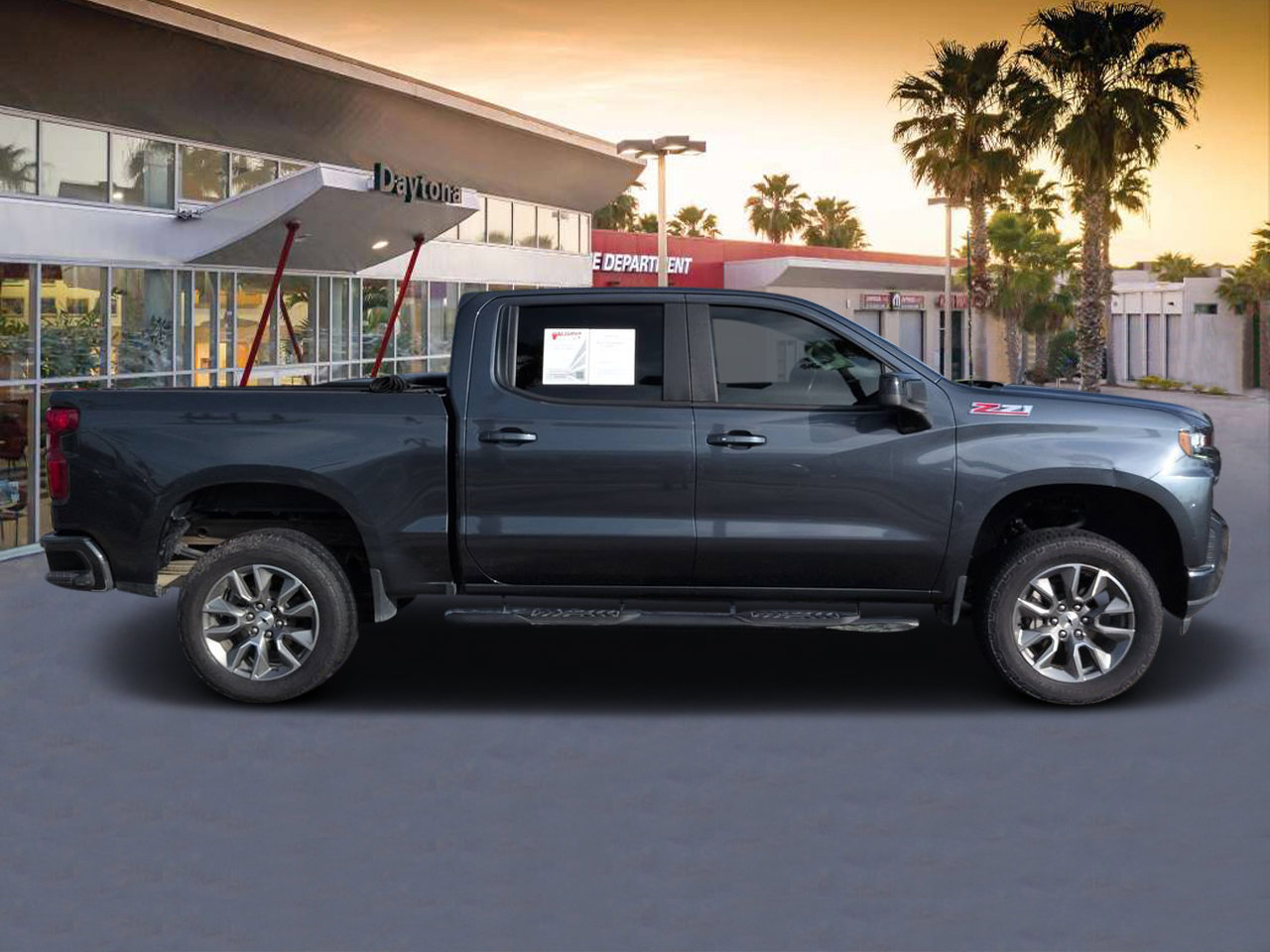 Used 2021 Chevrolet Silverado 1500 RST w/ Z71 Off-Road Package AWD/4WD image 2