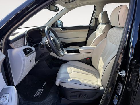 Used 2022 Hyundai Palisade Limited FWD image 10