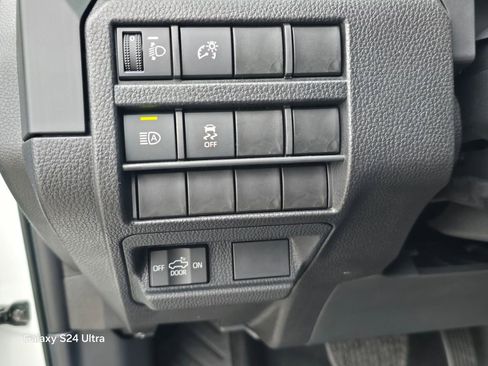 Used 2025 Toyota Tacoma SR image 25