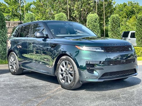 Used 2026 Land Rover Range Rover Sport Dynamic SE AWD/4WD image 7