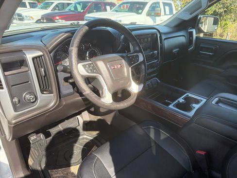 Used 2014 GMC Sierra 1500 SLT w/ SLT Crew Cab Value Package image 16