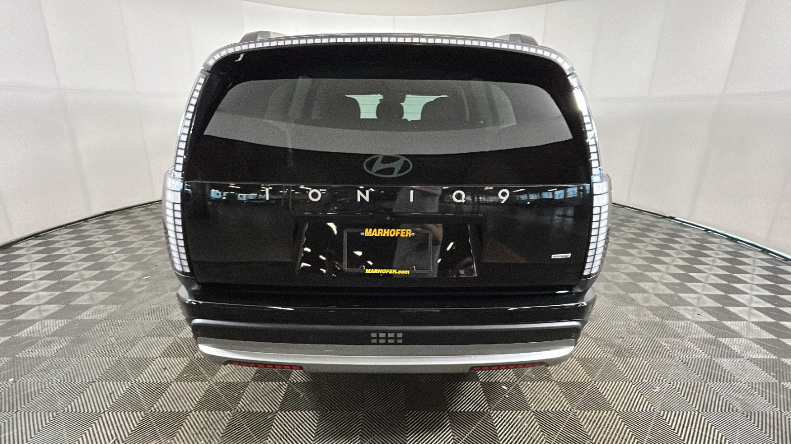 Used 2026 Hyundai Ioniq 9 SE AWD/4WD image 4