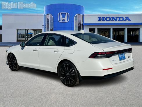 Certified 2024 Honda Accord Touring image 5