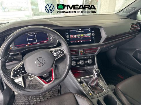 Used 2024 Volkswagen Jetta GLI Autobahn image 4
