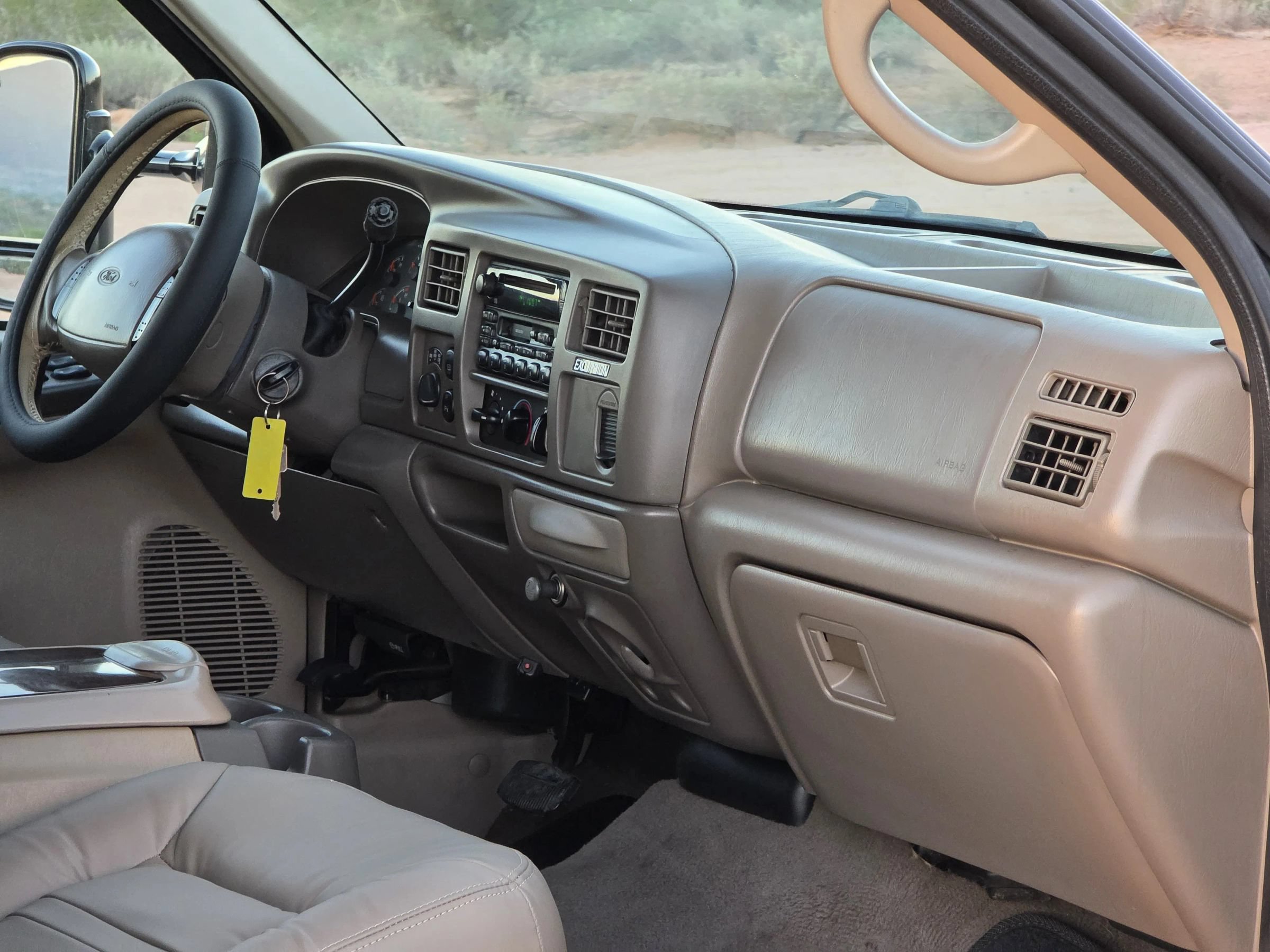 Used 2000 Ford Excursion Limited AWD/4WD image 15