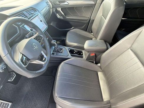 Used 2022 Volkswagen Tiguan SE R-Line FWD image 19