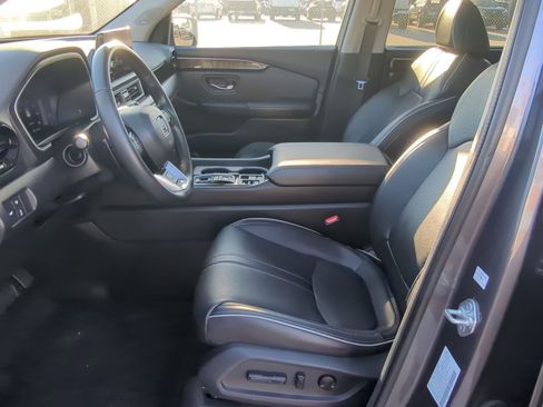 Certified 2024 Honda Pilot Elite image 15