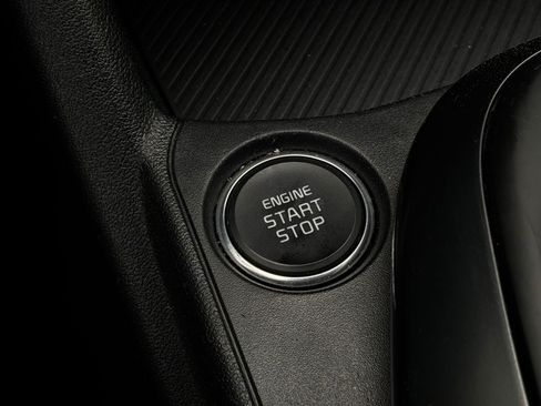 Used 2025 Kia K4 FWD image 25