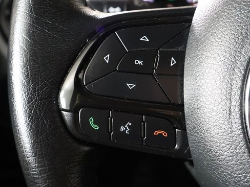 Used 2020 Jeep Renegade Altitude AWD/4WD image 35