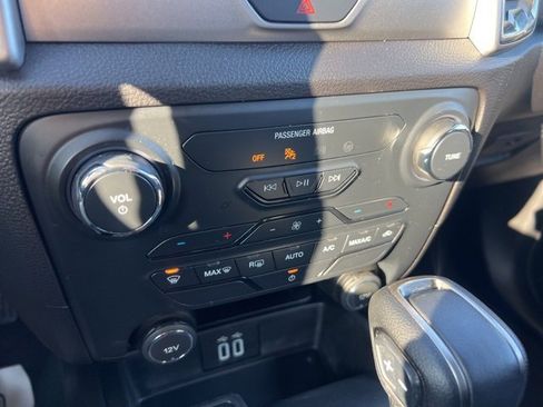 Certified 2021 Ford Ranger XLT w/ Equipment Group 301A Mid image 15