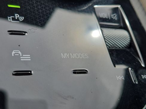 Used 2026 BMW X3 xDrive30 w/ Convenience Package image 25