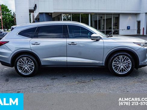 Used 2023 Acura MDX SH-AWD w/ Advance Package image 9