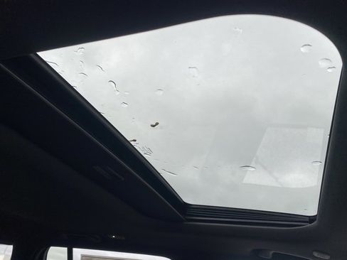 New 2025 Jeep Grand Cherokee Altitude image 30