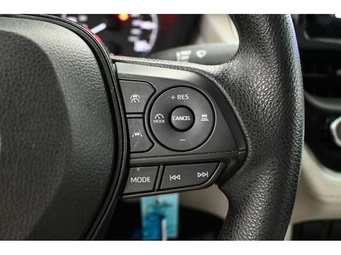 Used 2023 Toyota Corolla Cross L FWD image 37