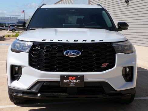 New 2026 Ford Explorer ST AWD/4WD image 4