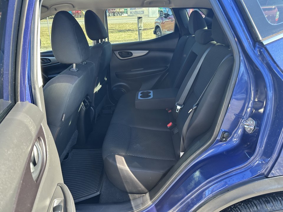 Used 2019 Nissan Rogue Sport S w/ Appearance Package FWD image 15