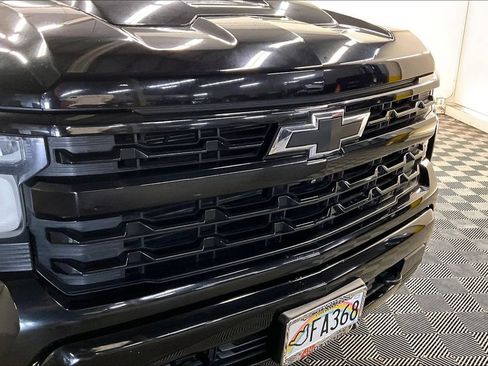 Used 2022 Chevrolet Silverado 1500 LT Trail Boss w/ LT Trail Boss Premium Package AWD/4WD image 29
