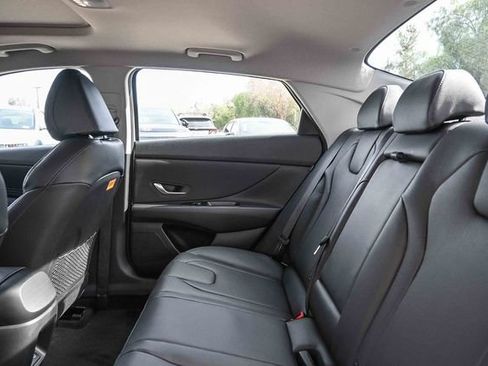 New 2026 Hyundai Elantra Limited FWD image 19