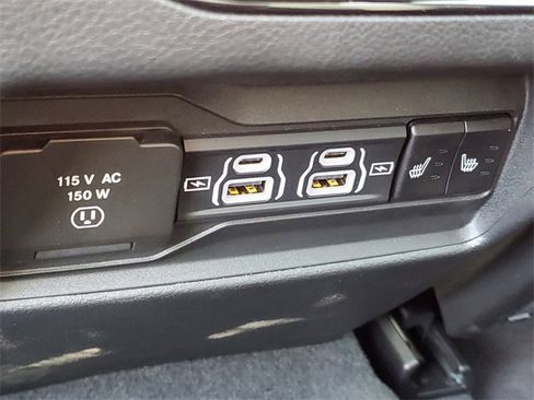 New 2025 Jeep Grand Cherokee Limited w/ Luxury Tech Group II image 12