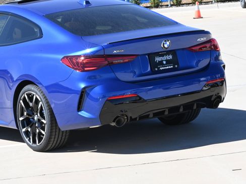Used 2026 BMW 430i xDrive Coupe w/ M Sport Package AWD/4WD image 5