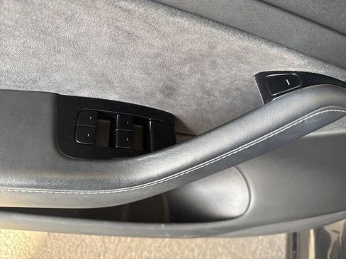 Used 2018 Tesla Model 3 Long Range image 22