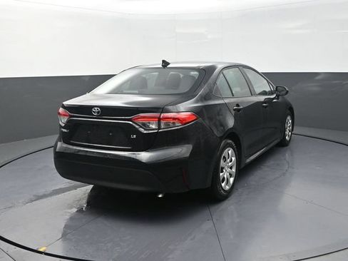 Used 2024 Toyota Corolla LE FWD image 8