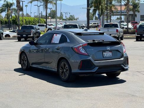 Used 2019 Honda Civic EX image 8