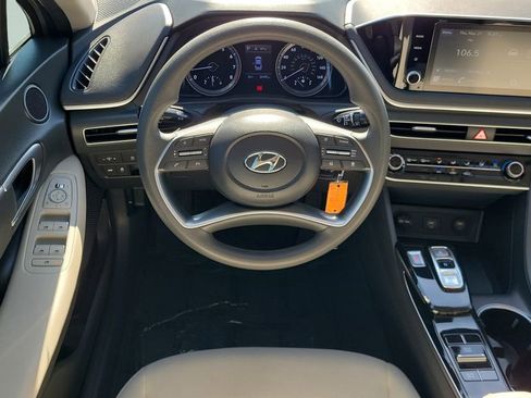 Used 2023 Hyundai Sonata SE FWD image 12
