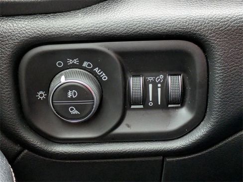 Used 2019 RAM 2500 Laramie image 26