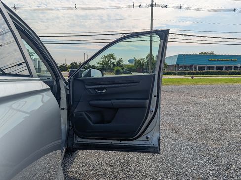Used 2024 Honda CR-V EX image 13