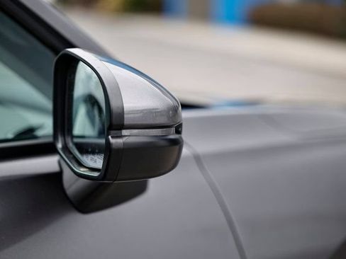 New 2027 Honda HR-V LX image 17