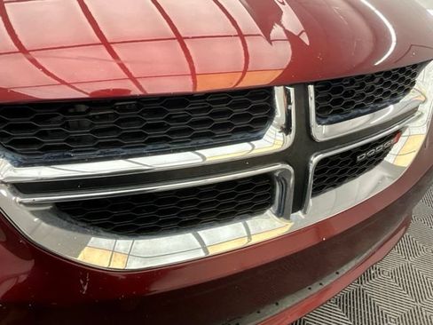 Used 2019 Dodge Grand Caravan SXT FWD image 27