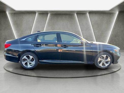 Used 2018 Honda Accord EX-L image 8